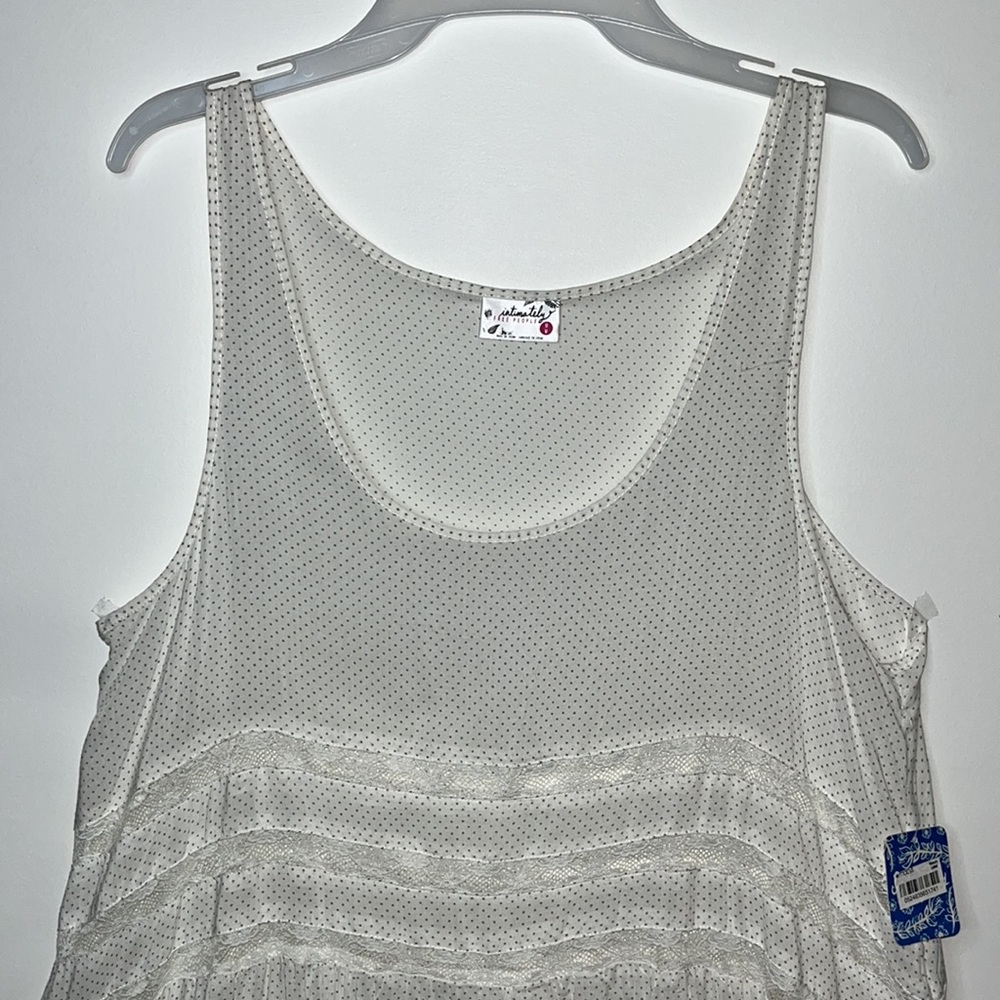 Free People Whit/Black dots Sleeveless Racerback Ruffle Sharkbite Lace top Sz M - Picture 3 of 9